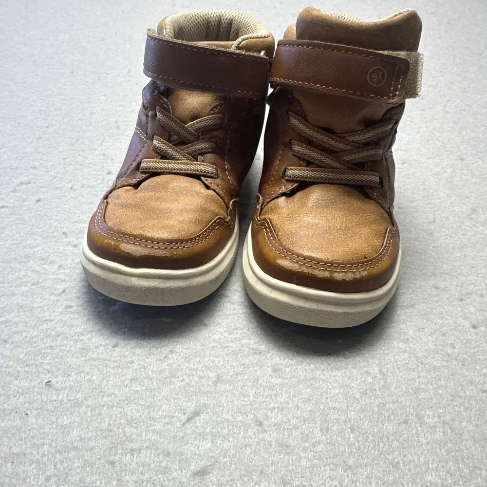 Stride Rite please see
